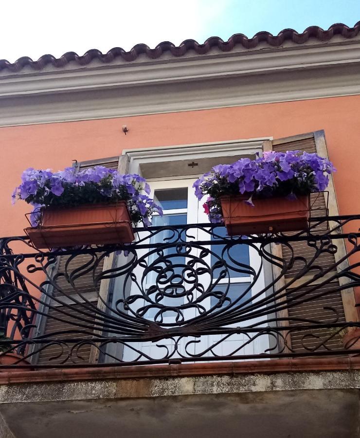 Casa Satta 1925 Hotel Olbia Exterior photo