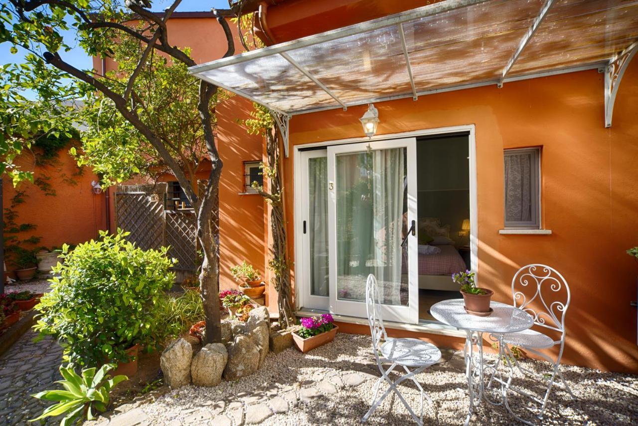 Casa Satta 1925 Hotel Olbia Exterior photo